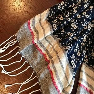 Accessories - Fashion scarf Accessories - Fashion scarf